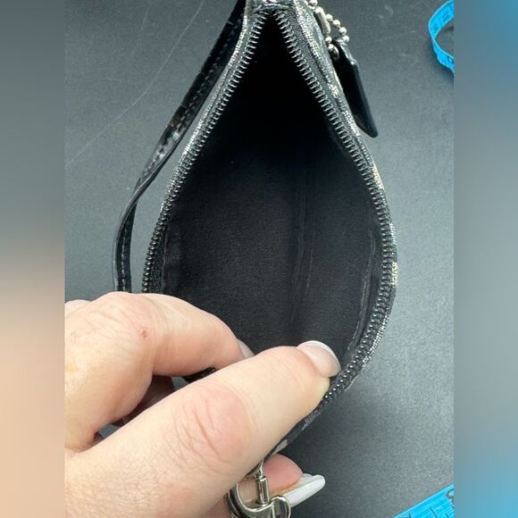 Pre Loved Coach Madison Ocelot-Silver and Black Leopard Print Wristlet - Picture 12 of 15